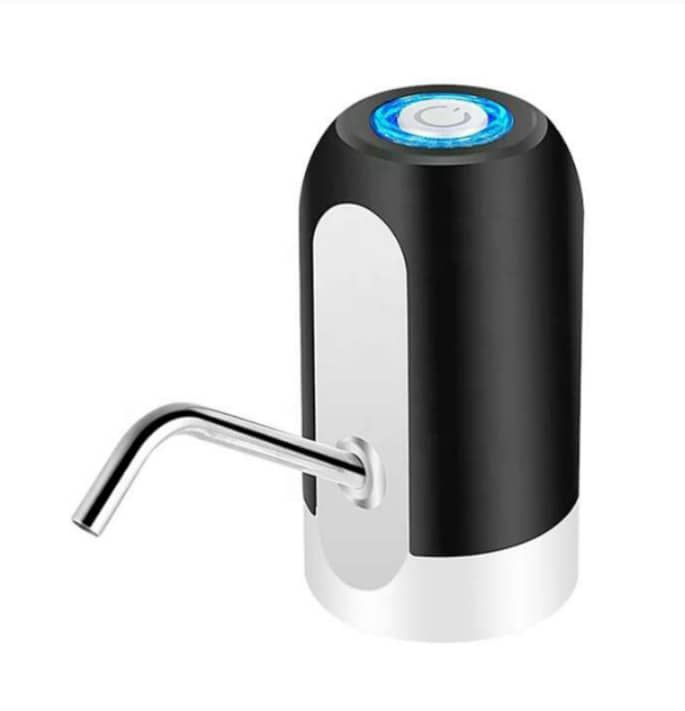 Automatic rechargeable water dispenser